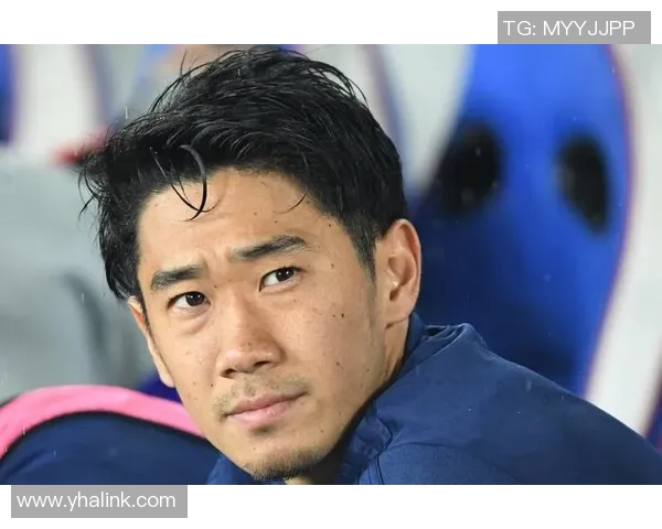 枭龙帕帅赢球后走不动！香川真司轰3球送锋霸45岁生日礼物